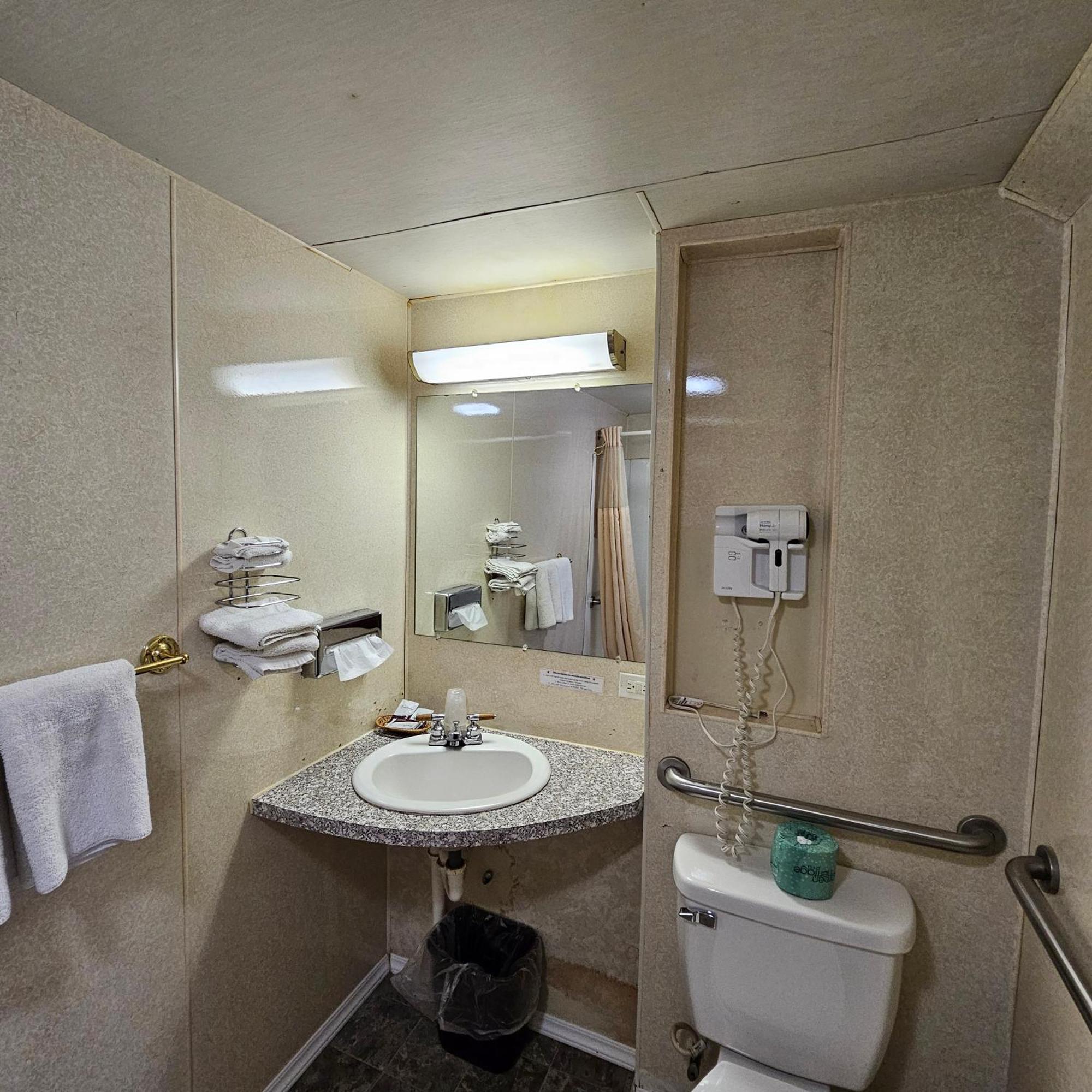 Home Motel Abbotsford Εξωτερικό φωτογραφία